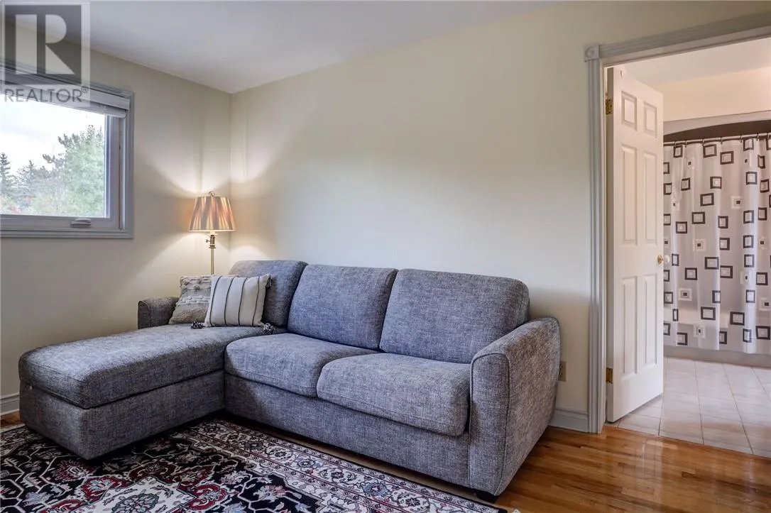 867 Admiral Drive