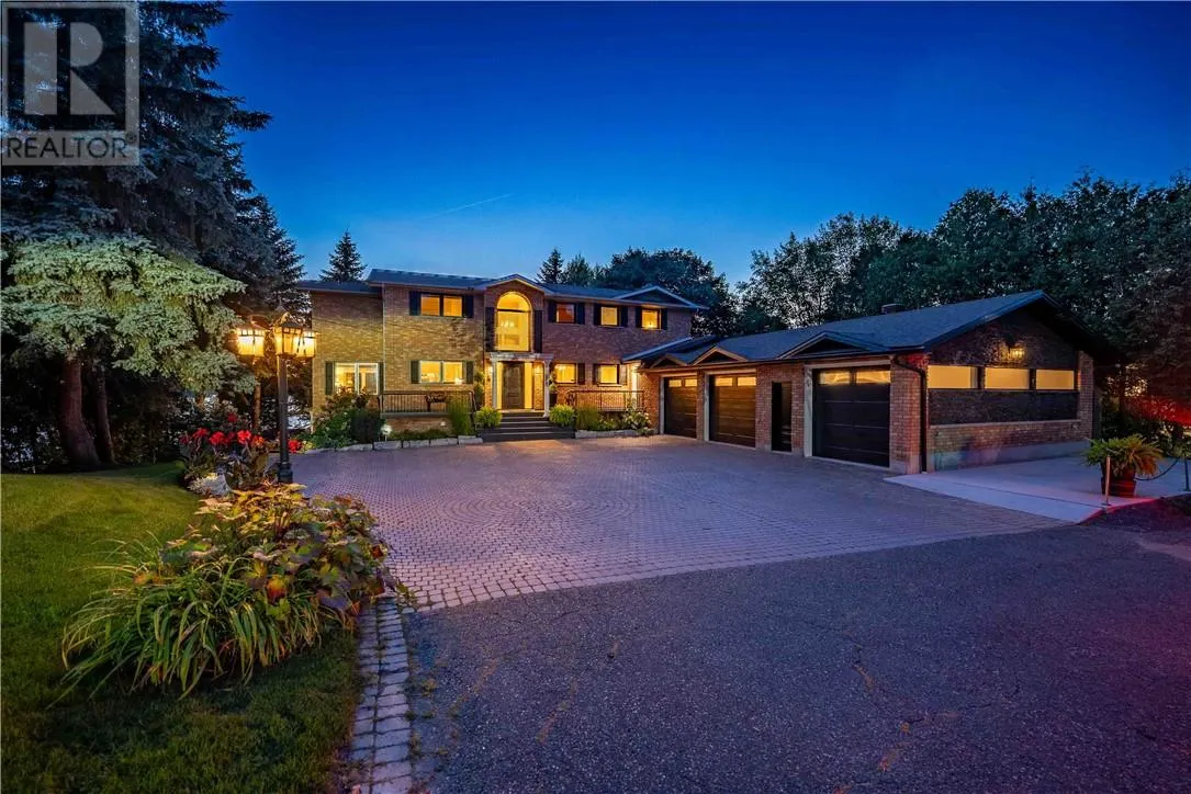 867 Admiral Drive