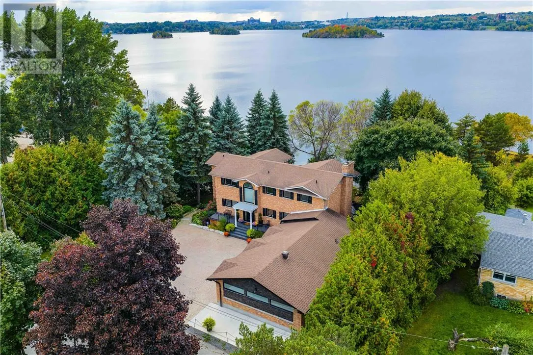 867 Admiral Drive