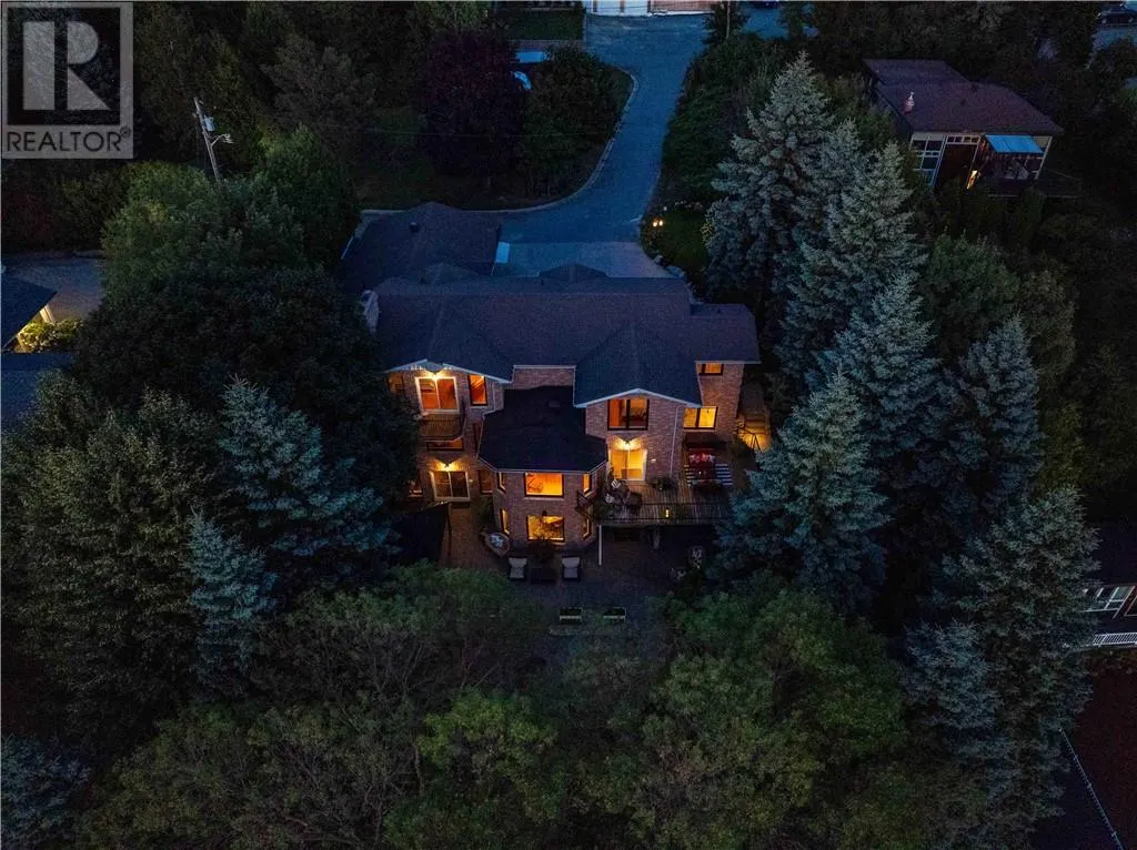 867 Admiral Drive