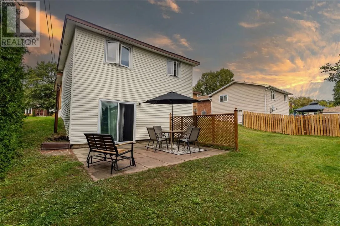 56 Harvie Crescent