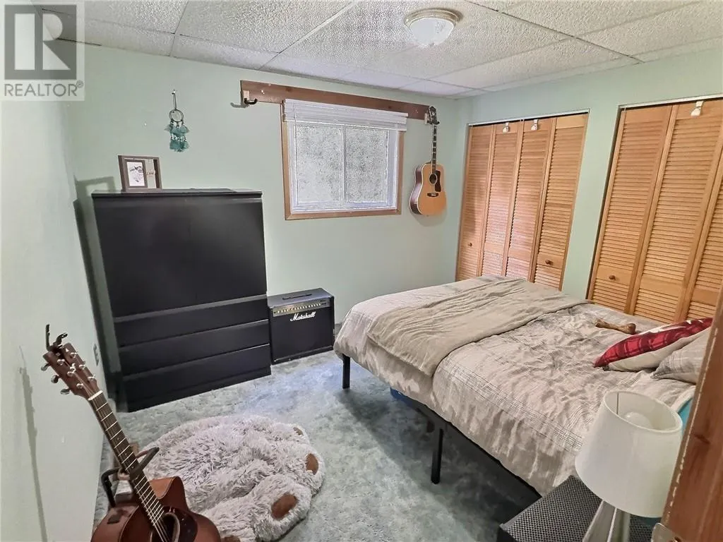 1690 Vermillion Lake Road