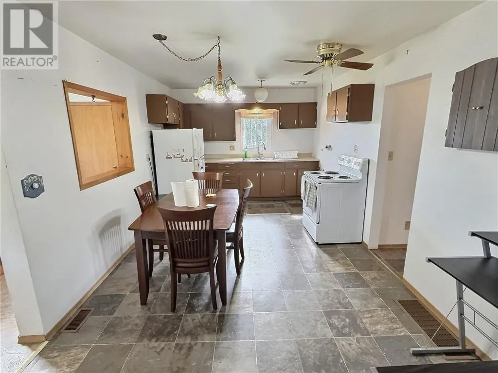 1690 Vermillion Lake Road