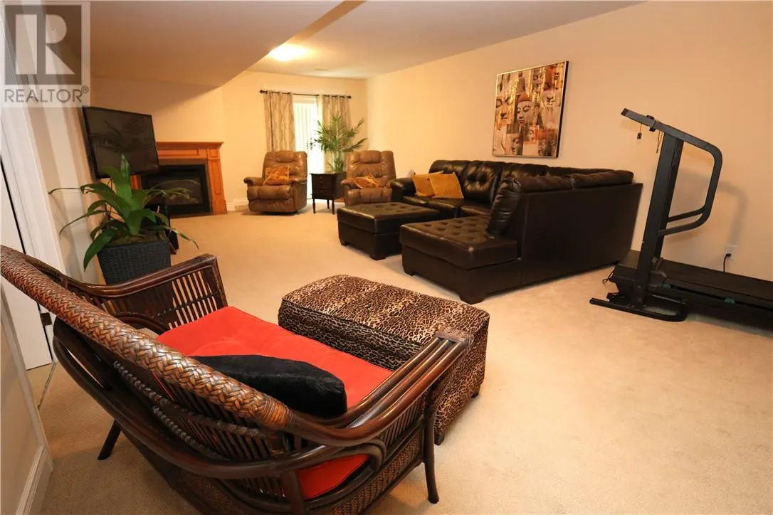 2310 Algonquin Road Unit# 28