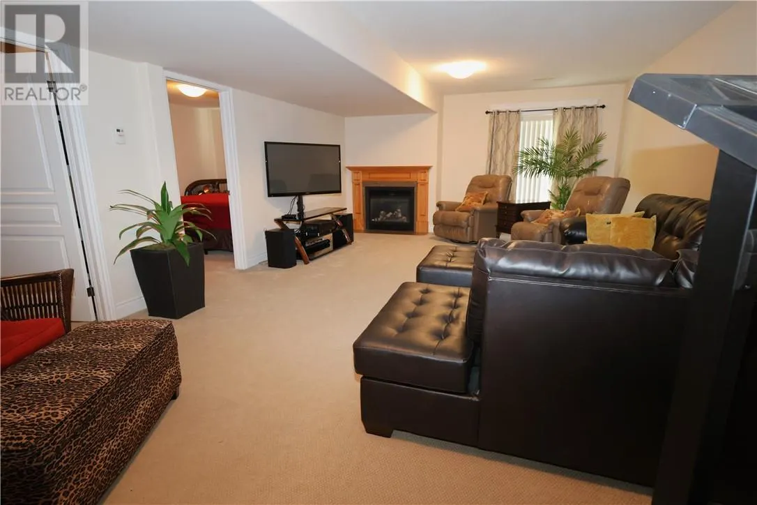 2310 Algonquin Road Unit# 28
