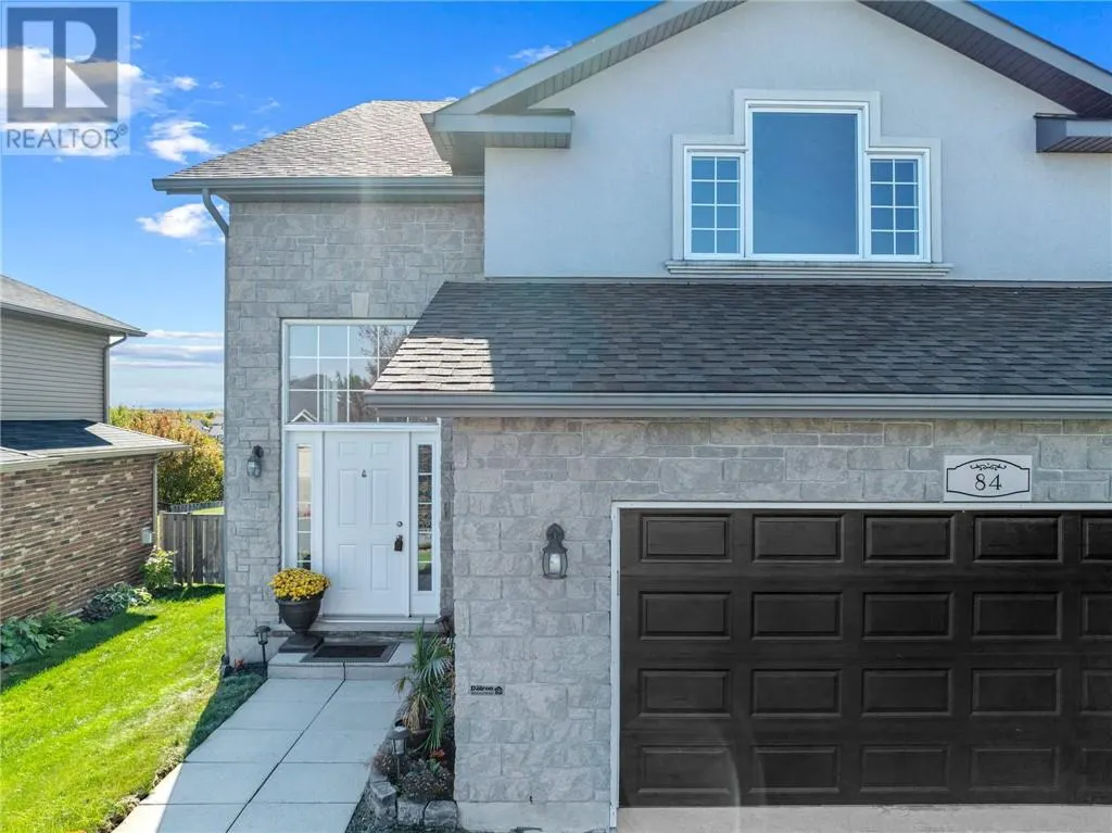 84 Bayside Crescent