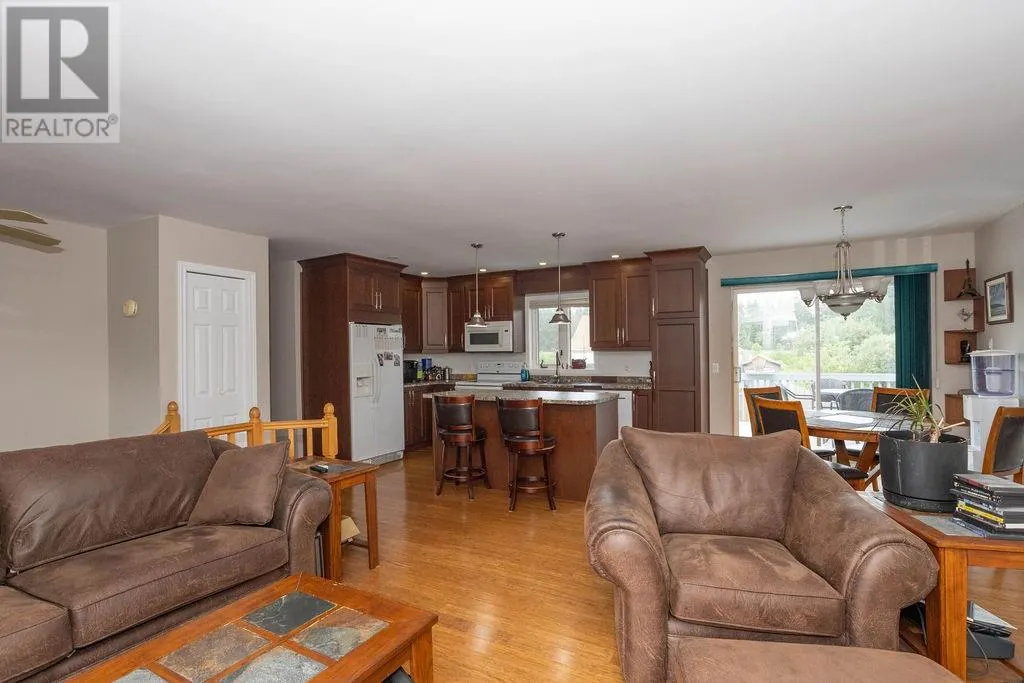 365 Caddel Road