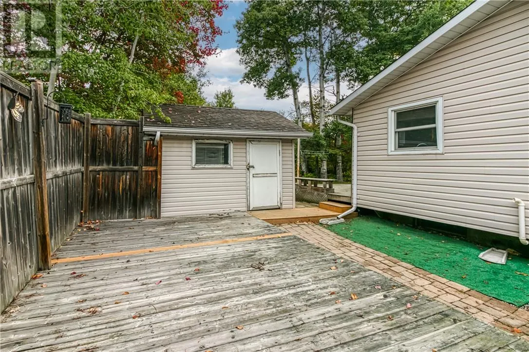 1126 Lakeshore Drive