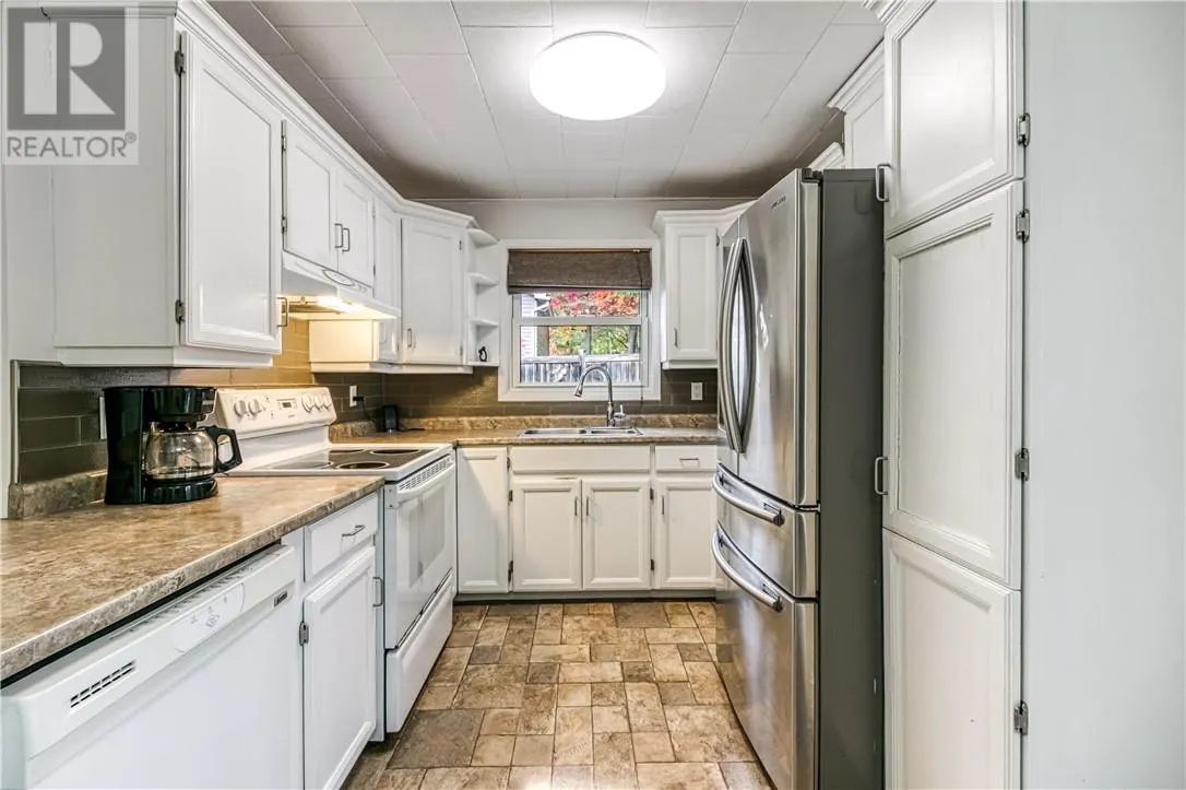 1126 Lakeshore Drive