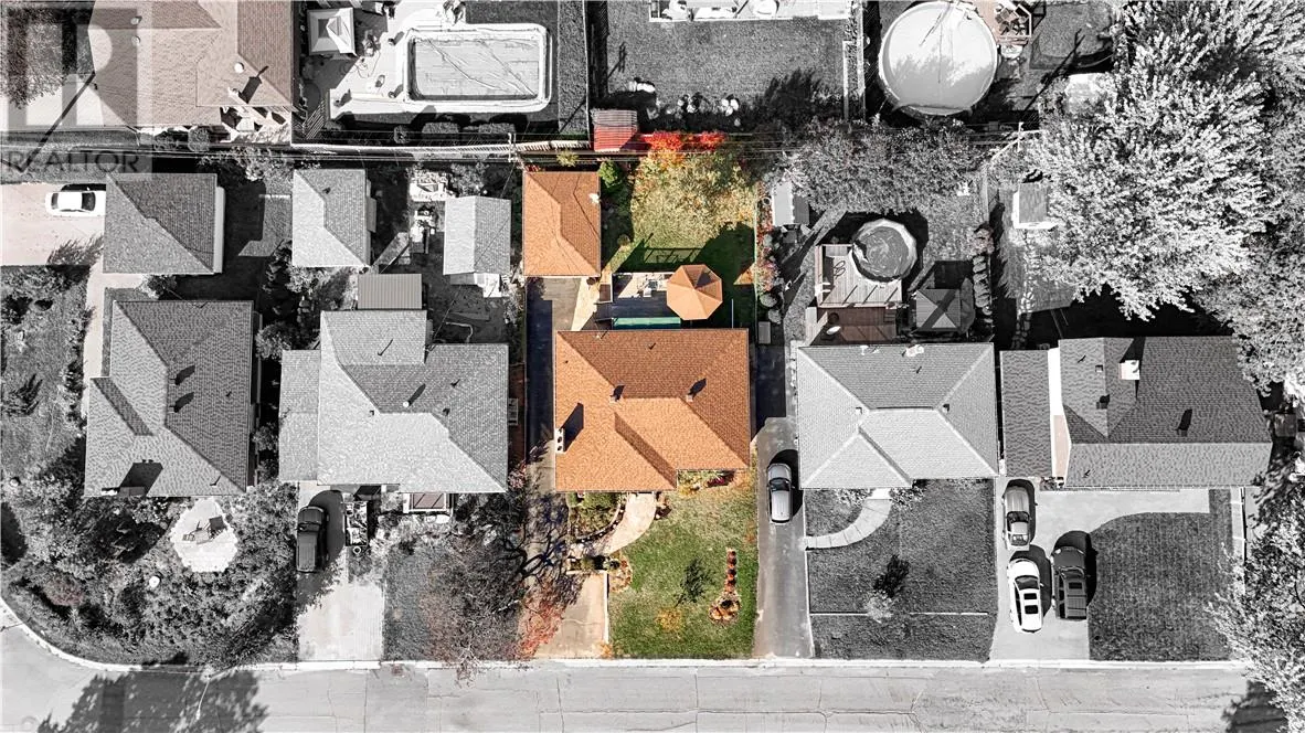 116 Lakeview Drive