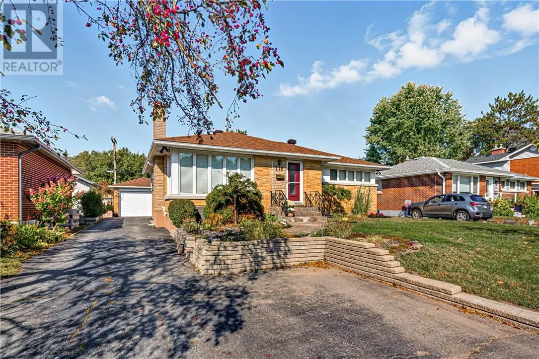 116 Lakeview Drive