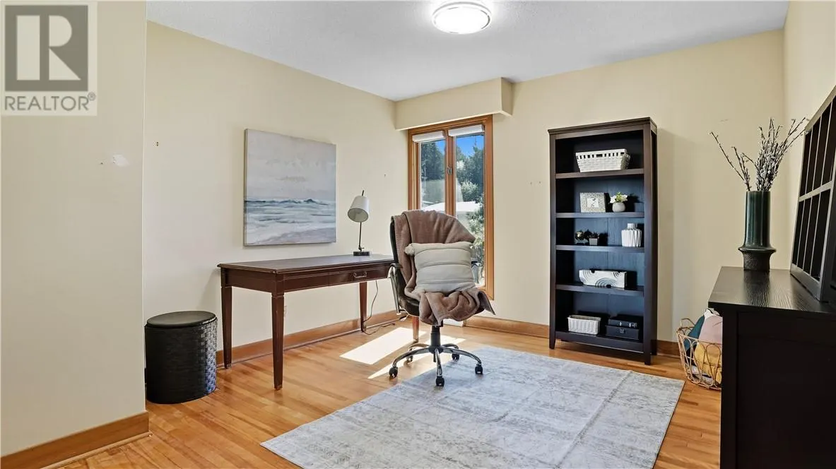 116 Lakeview Drive