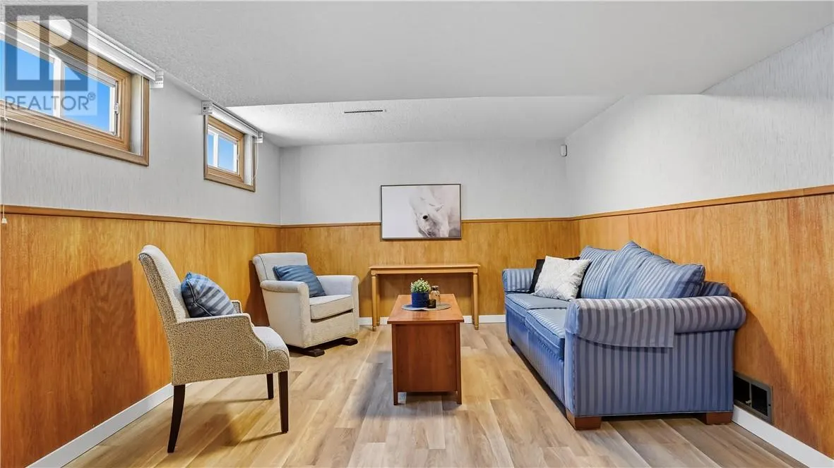116 Lakeview Drive