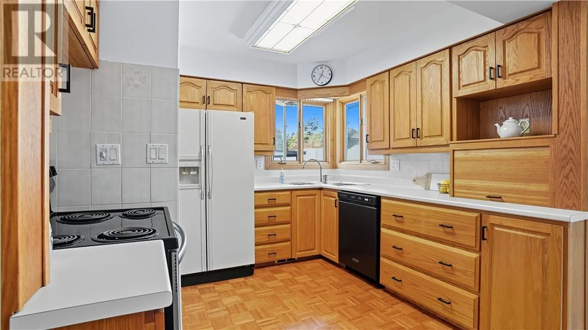 116 Lakeview Drive