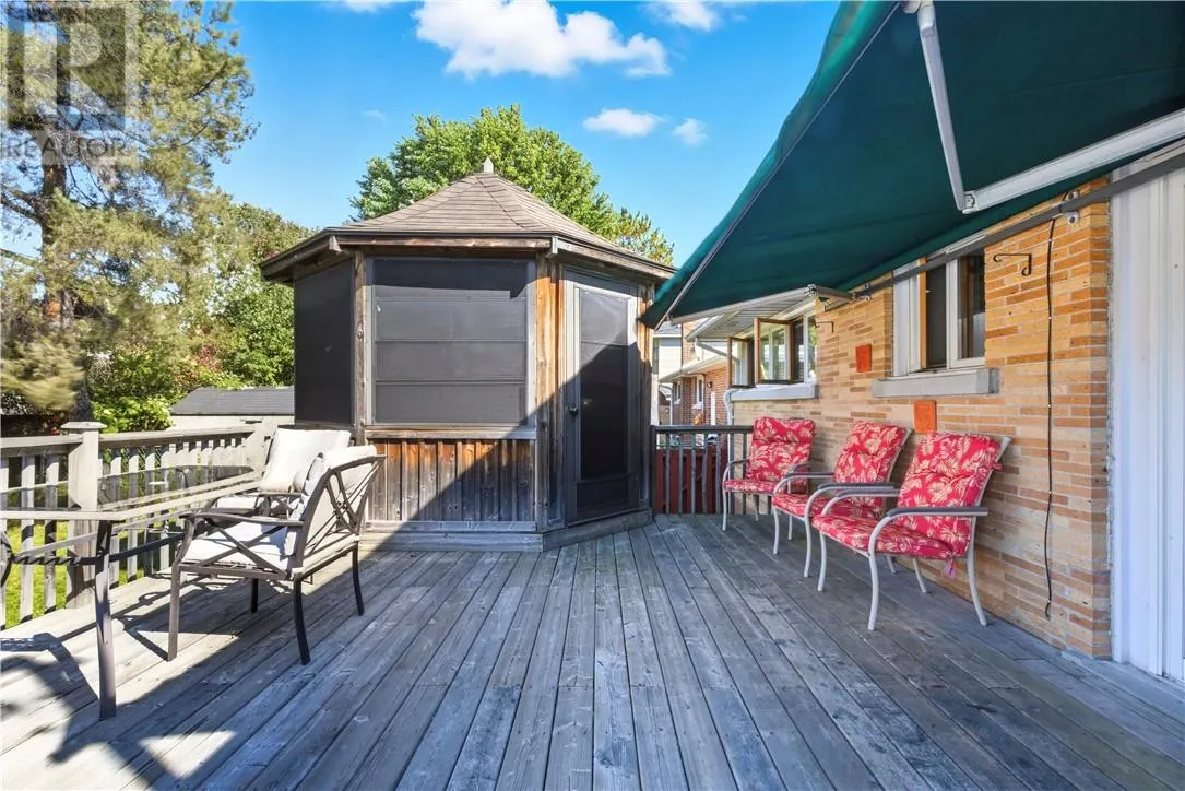 116 Lakeview Drive