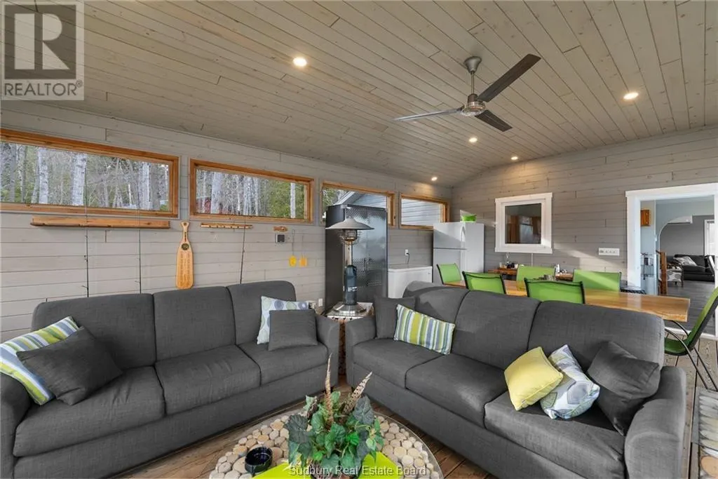 176 Kring Road