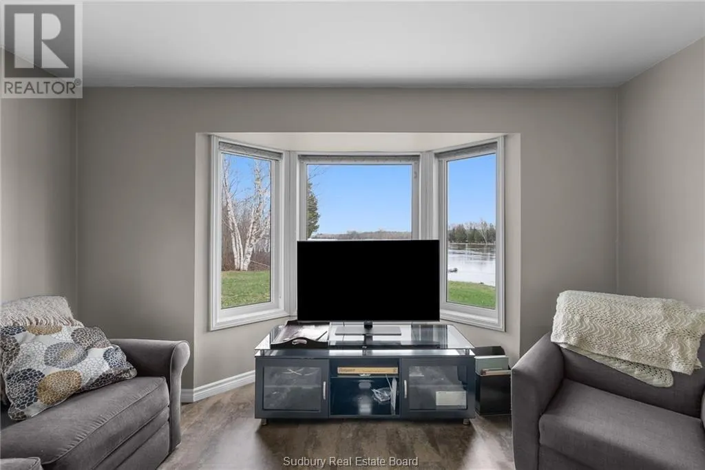 176 Kring Road