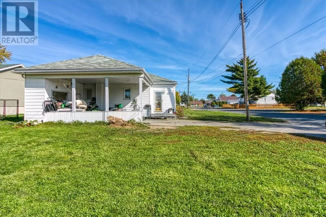 17 Morin Street