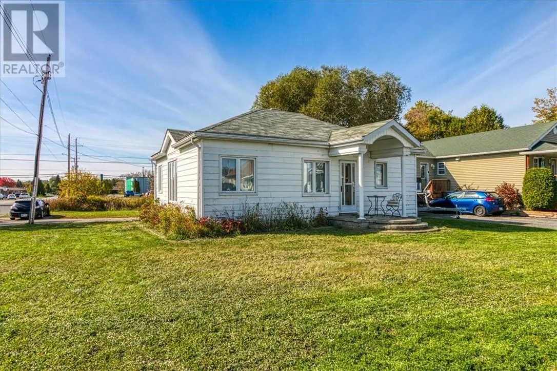 17 Morin Street
