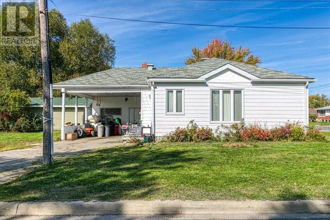 17 Morin Street