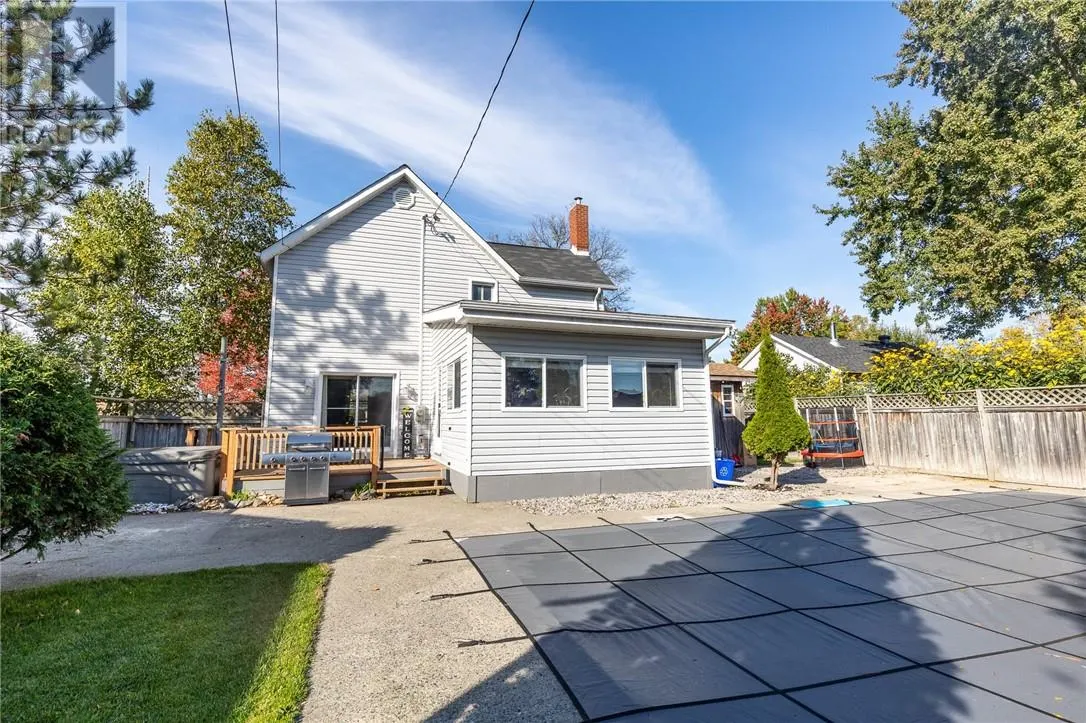 382 Read Avenue