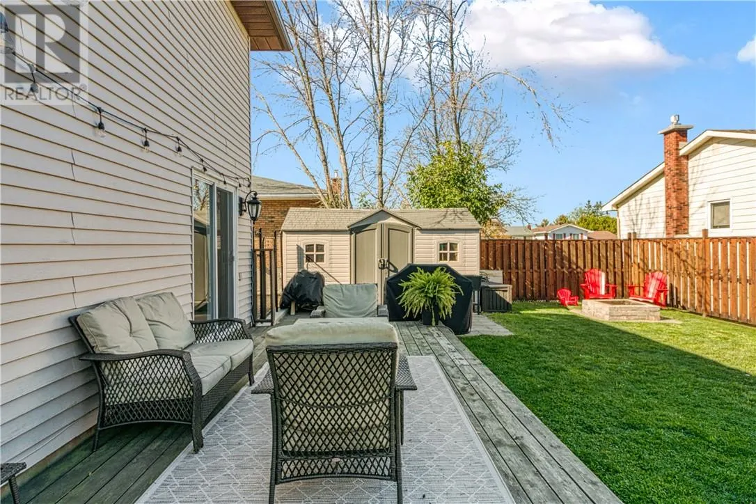 581 Beatrice Crescent