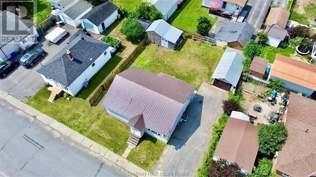 52 School Street