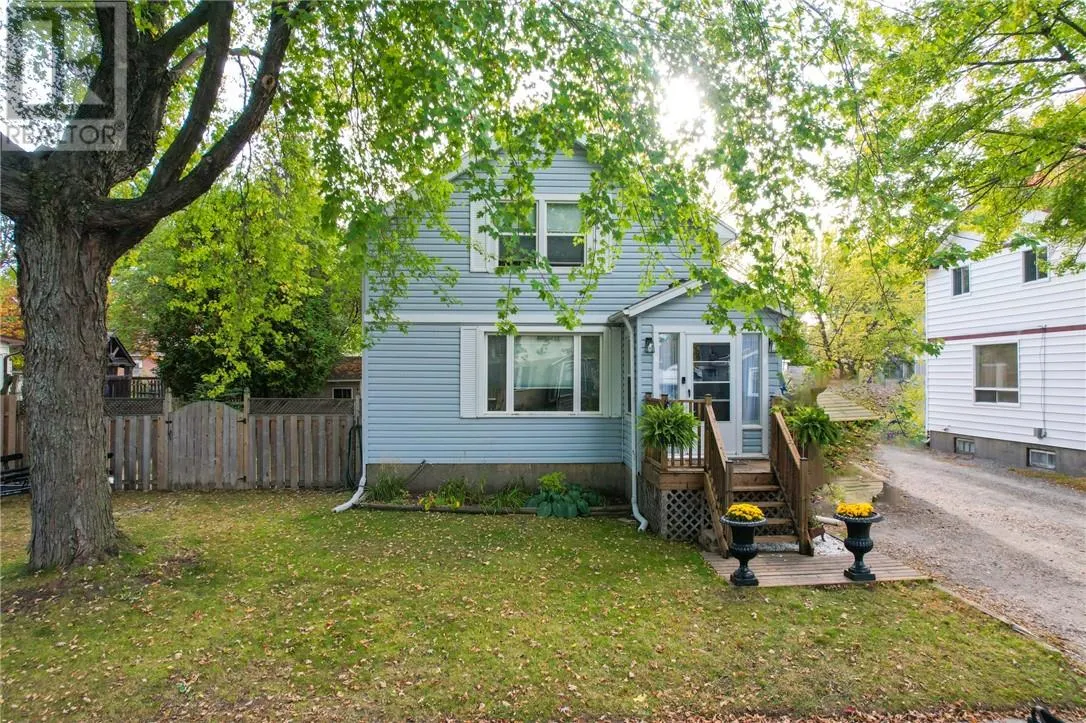 18 Nickel Street