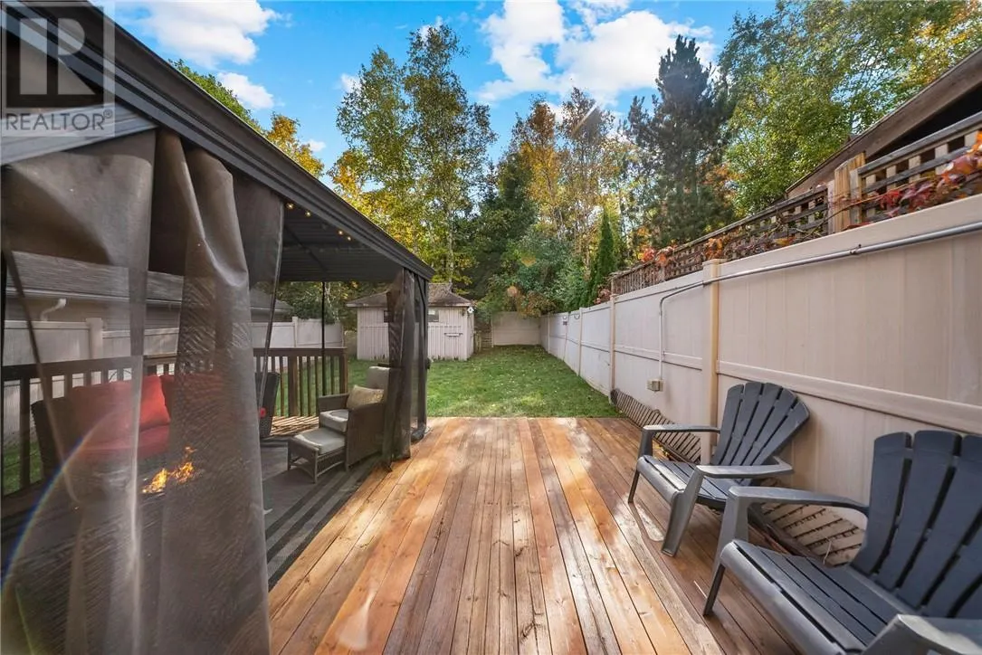 608 Beatrice Crescent