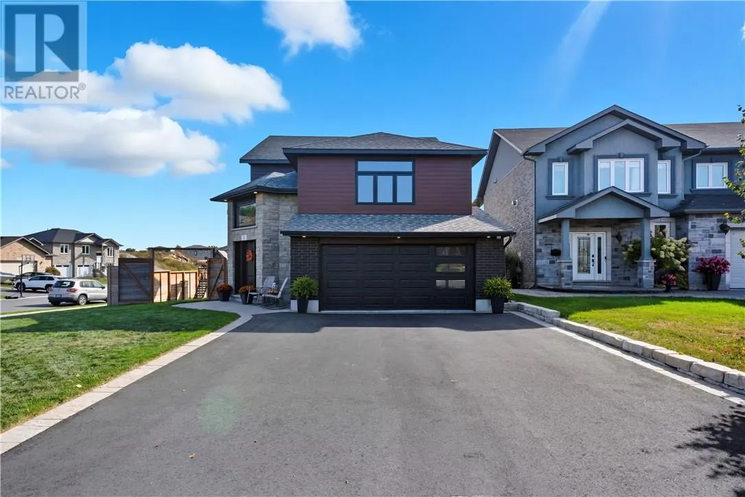11 Chloe Court