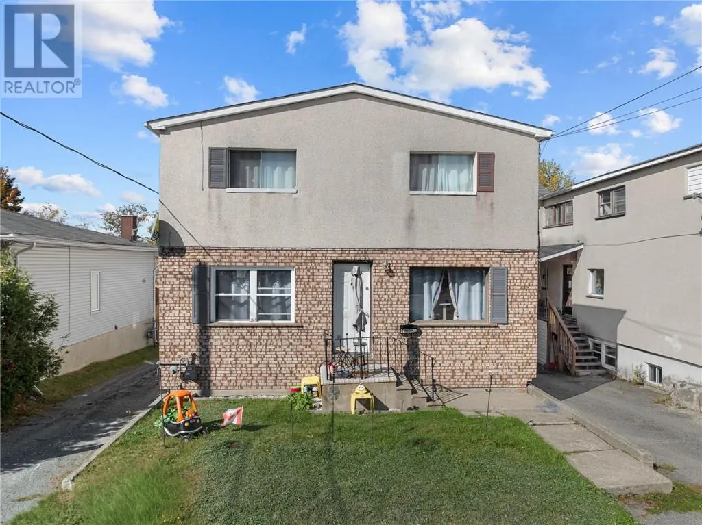 381 Leslie Street