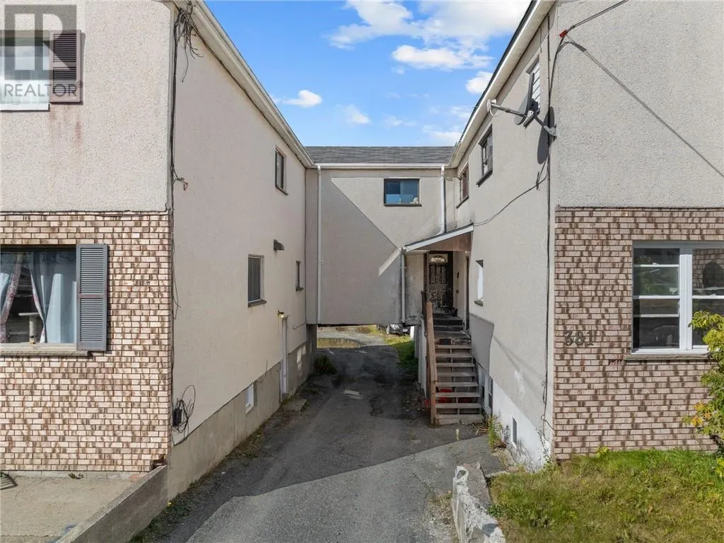 381 Leslie Street