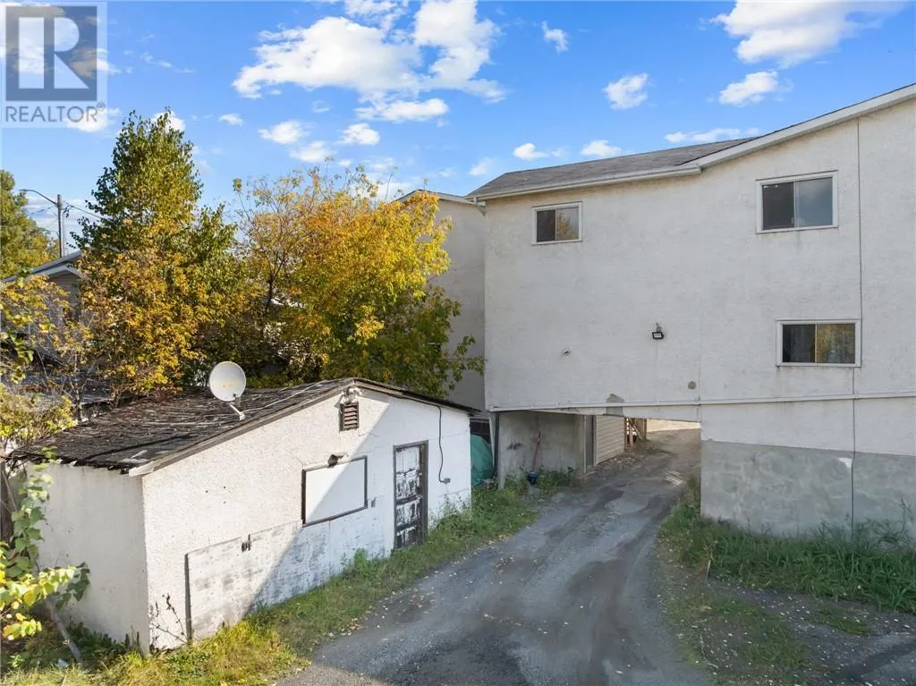 381 Leslie Street