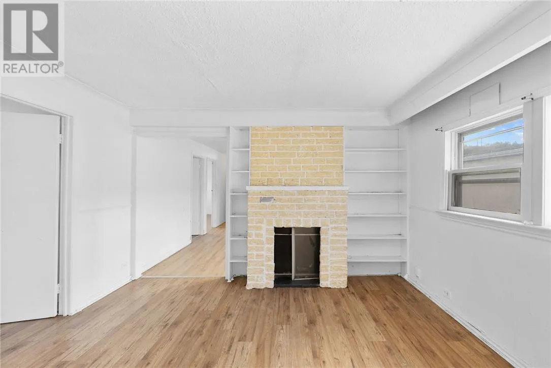 381 Leslie Street