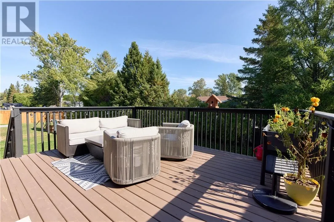136 Hollybrook