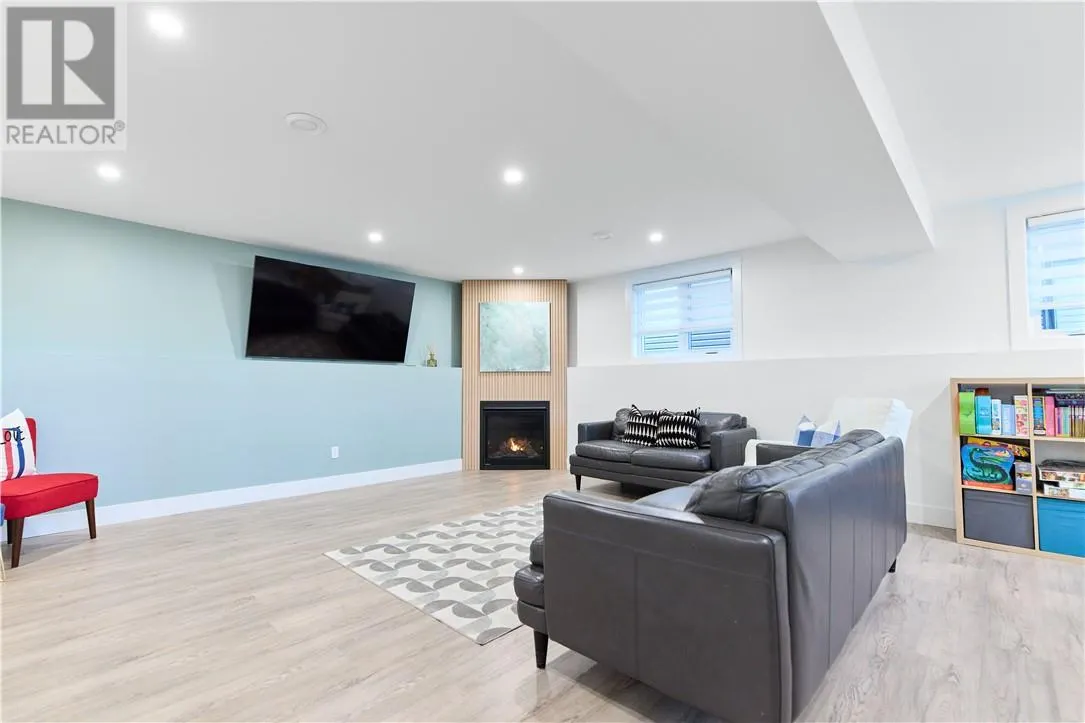 136 Hollybrook