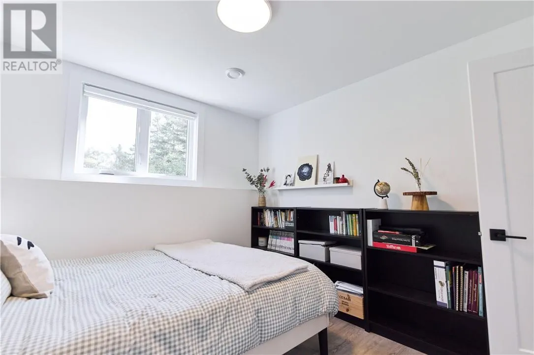 136 Hollybrook