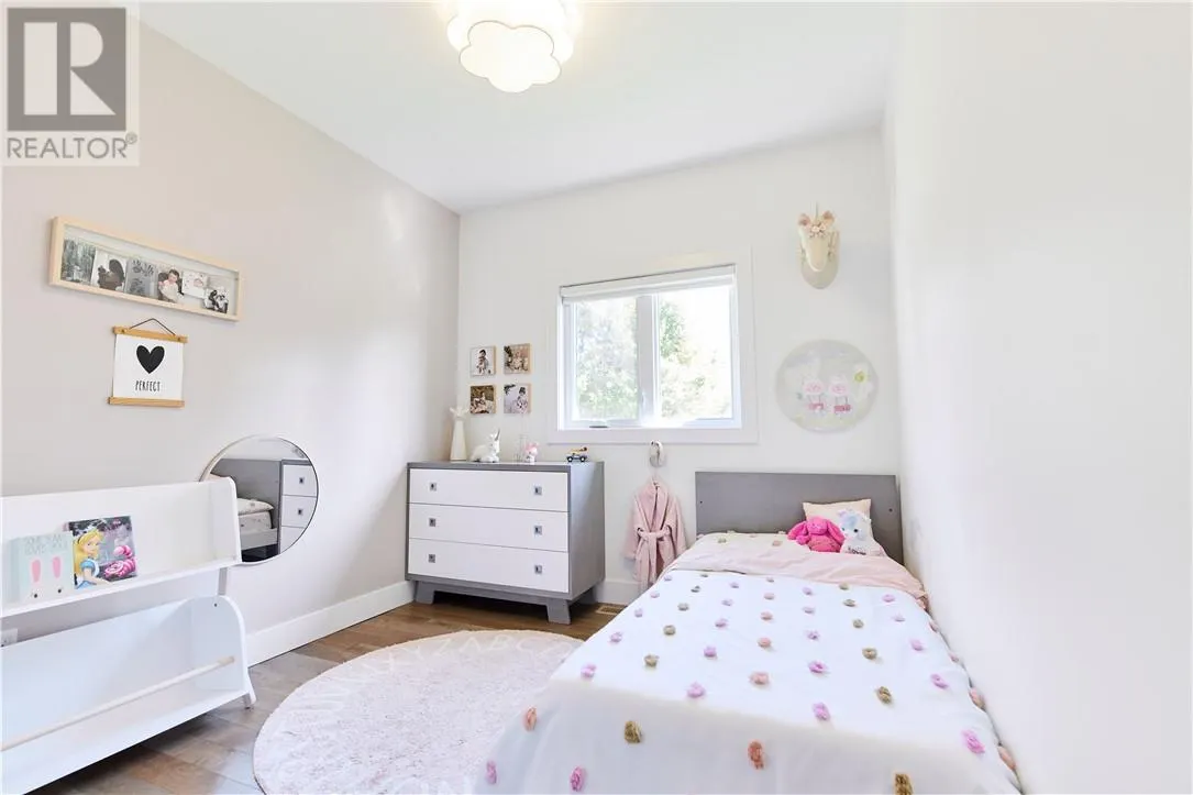136 Hollybrook