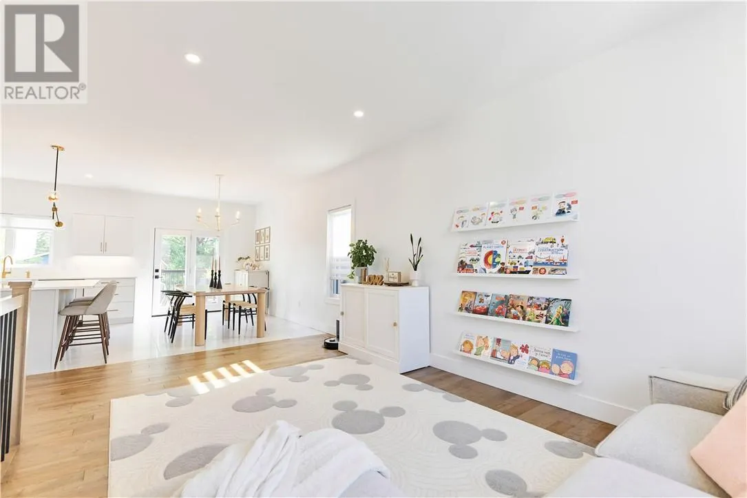 136 Hollybrook