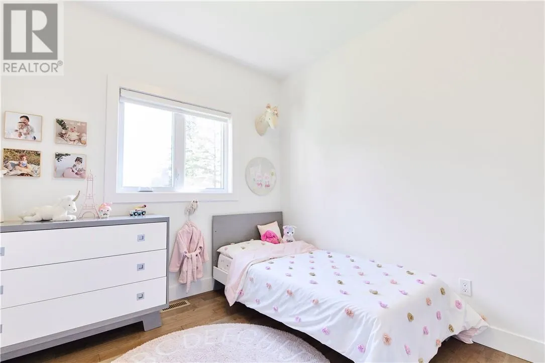 136 Hollybrook