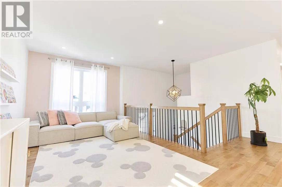 136 Hollybrook