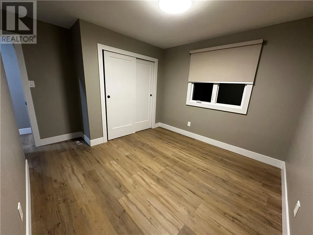 1855 Springdale