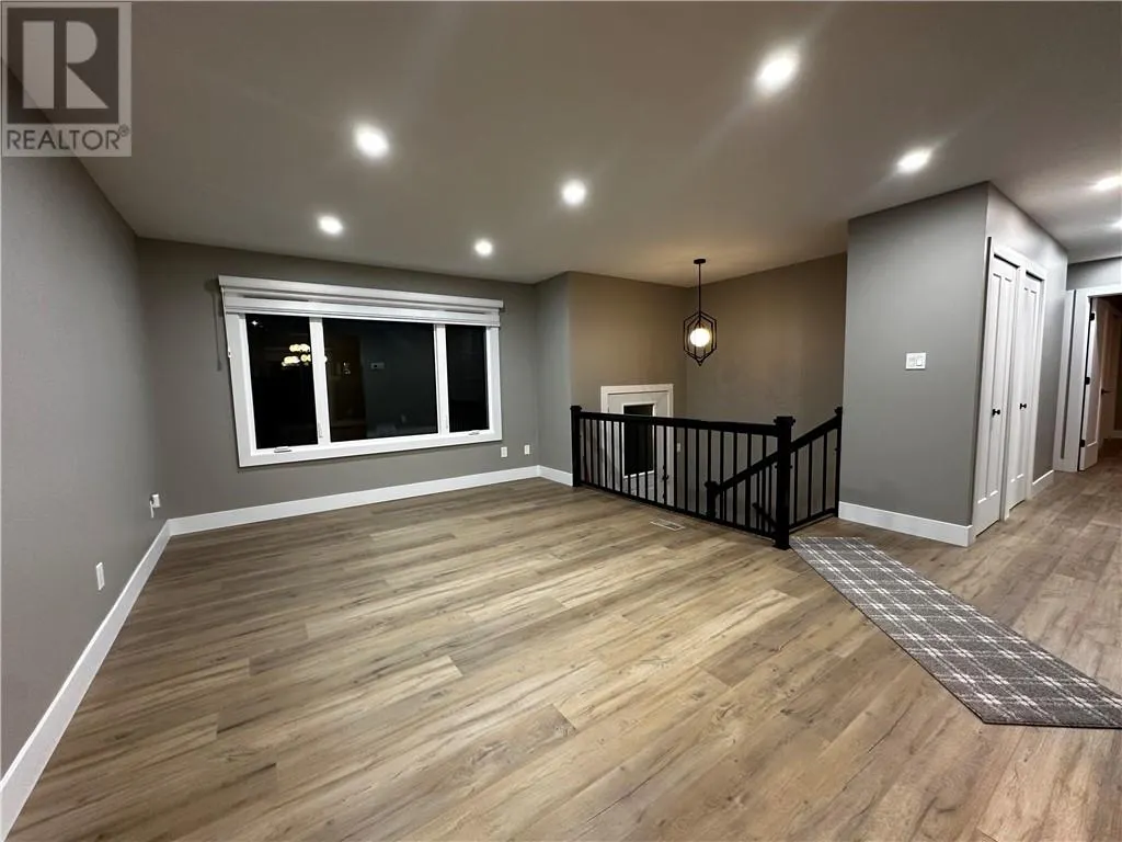 1855 Springdale