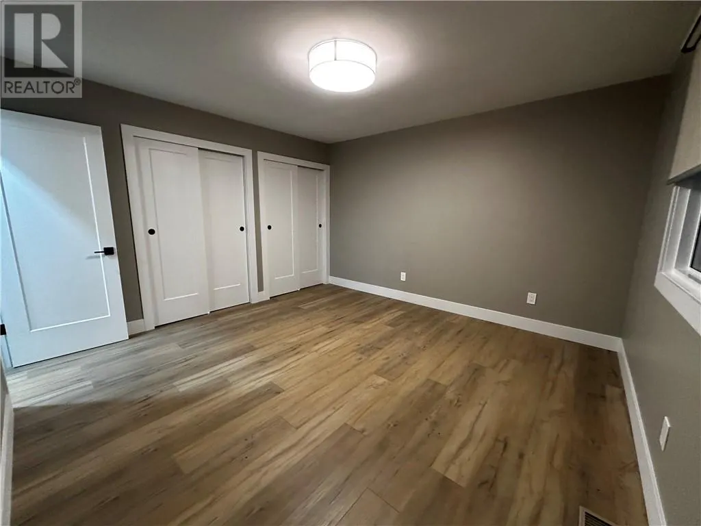 1855 Springdale