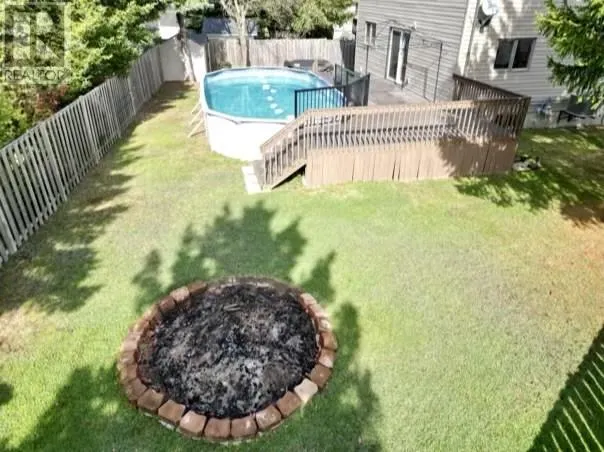 86 Chantal Crescent