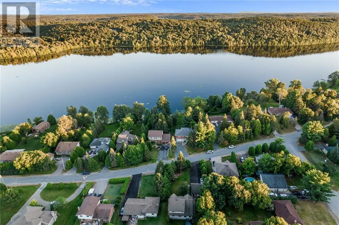 105 Simon Lake Drive