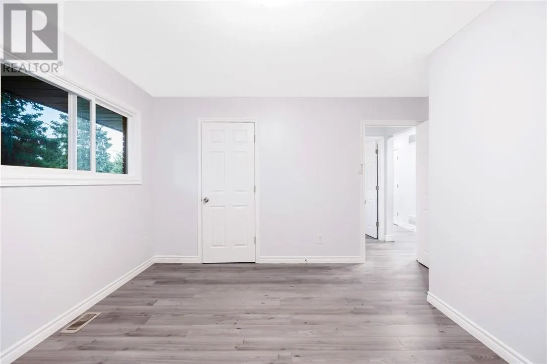 105 Simon Lake Drive