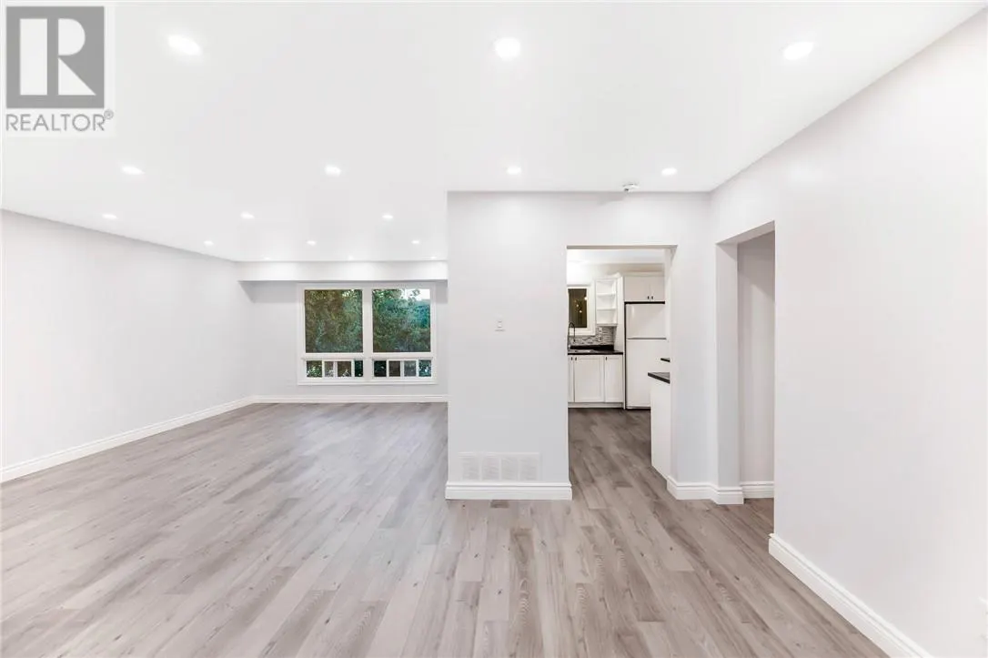105 Simon Lake Drive