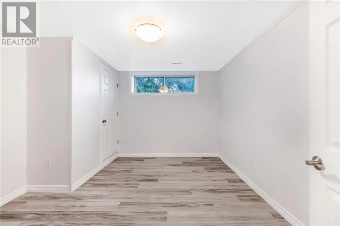 105 Simon Lake Drive