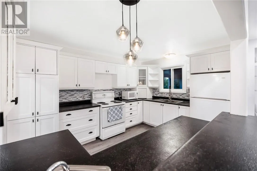 105 Simon Lake Drive